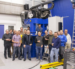 Das LINC-NIRVANA-Team feiert die Fertigstellung des Pathfinder-Experiments (Dezember 2012).