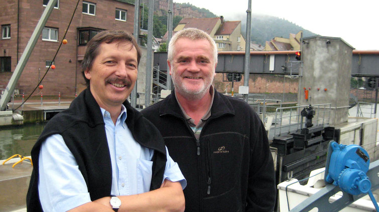 T. Henning and R. Szczerba (Torun), Cosmic Dust, 2008.