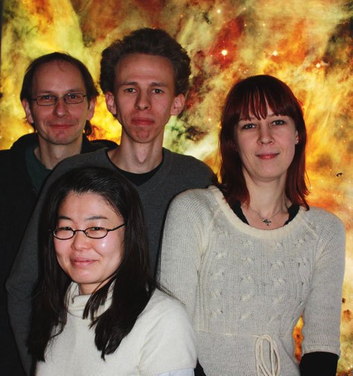 Abbildung 3: Vier der fünf Astronomen, die das Spektrum aufnahmen, v.l.: Wolfgang Brandner (MPIA), Miwa Goto (MPIA), Markus Jansen (Universität Toronto, Erstautor) und Carolina Bergfors (MPIA).