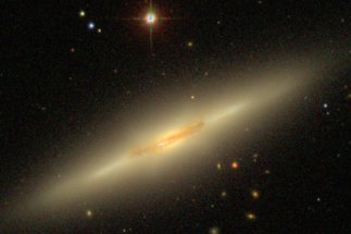 ugriz-colour composite image of NGC4710. Figure credit: SDSS