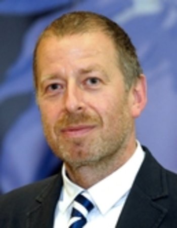 Prof. Dr. Andres Jäschke