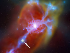 Abbildung 1: Bild einer Galaxie (Bildmitte), in die kalte Materieströme von Gas fließen. Es handelt sich um das Ergebnis einer Supercomputersimulation der Entstehung einer Galaxie. Einer der Materieflüsse wird von hinten von einem entfernten Quasar beleuchtet (unten links, nachträglich ebenso wie der Sternenhintergrund von Hand hinzugefügt). Forscher unter der Leitung von Neil Crighton (MPIA und Swinburne University of Technology) haben jetzt erstmals mithilfe einiger der weltgrößten Teleskope ein solches System beobachtet, in dem urtümliches Gas in eine Galaxie fließt, in welcher laufend in großer Zahl neue Sterne entstehen – und damit theoretische Vorhersagen bestätigt. Die Simulation ist Teil des Projekts "Making Galaxies in a Cosmological Context" (MaGICC) der Theoriegruppe Galaxien und Kosmologie am Max-Planck-Institut für Astronomie (MPIA).