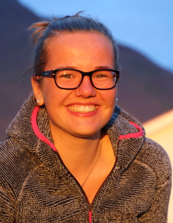 Alina Böcker