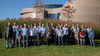 Gruppenbild bei der vorläufigen Designprüfung von METIS (PDR) bei der ESO in Garching, 6.-10. Mai 2019. Gruppenbild bei der vorläufigen Designprüfung von METIS (PDR) bei der ESO in Garching, 6.-10. Mai 2019.