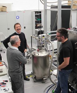 Abbildung 3: v.l.n.r.: Uwe Graser, Thomas Henning und Marcus Mellein Abbildung 3: v.l.n.r.: Uwe Graser, Thomas Henning und Marcus Mellein