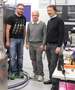 Abbildung 4: v.l.n.r.: Marcus Mellein, Uwe Graser, Thomas Henning. Abbildung 4: v.l.n.r.: Marcus Mellein, Uwe Graser, Thomas Henning.