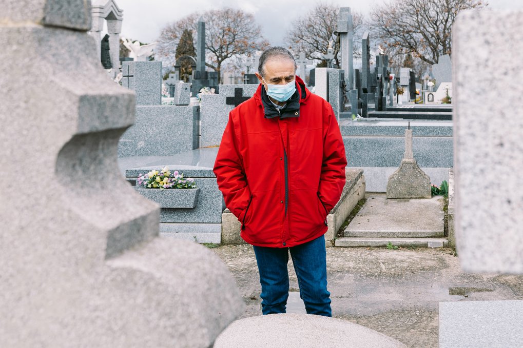 Life expectancy decreased in most high-income countries