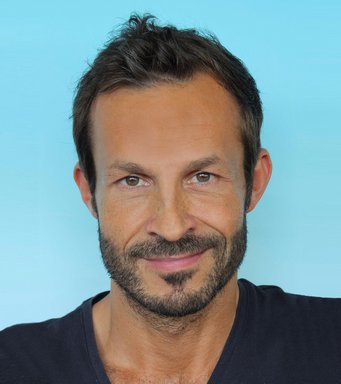 Oliver Krause is a scientist at the Max Planck Institute for Astronomy and leads a team that has done considerable work on the James Webb Space Telescope. Oliver Krause is a scientist at the Max Planck Institute for Astronomy and leads a team that has done considerable work on the James Webb Space Telescope.