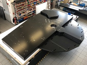 The „MICADO Relay Optics Bench“. The „MICADO Relay Optics Bench“.