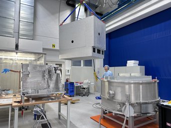 Montage von bereits gefertigten Teilen des METIS-Instruments in der Experimentierhalle des MPIA in Heidelberg. Montage von bereits gefertigten Teilen des METIS-Instruments in der Experimentierhalle des MPIA in Heidelberg.